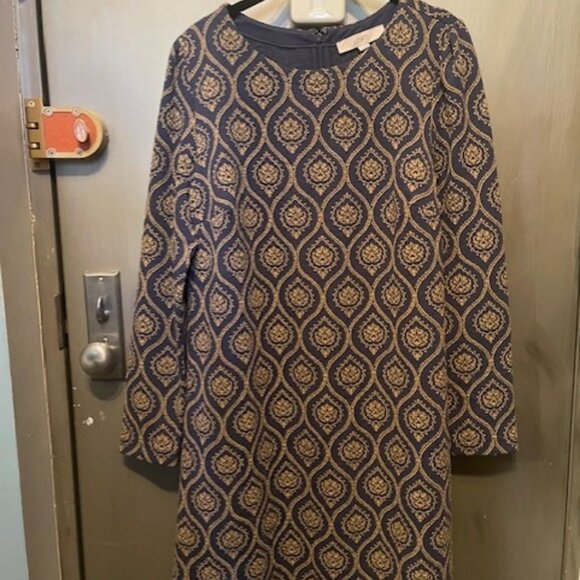 Retro Medallion Jacquard Puff Sleeve Shift Dress - Picture 4 of 16